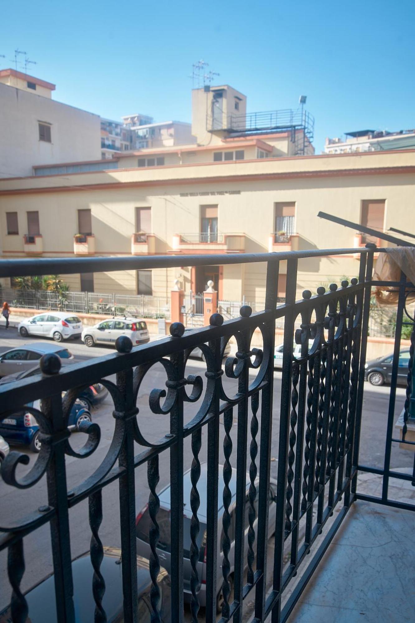 D'Aragona Guest House Palermo Ngoại thất bức ảnh